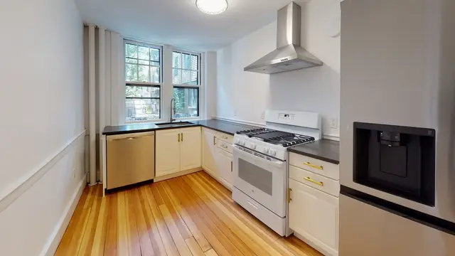 6 Newport Road #2