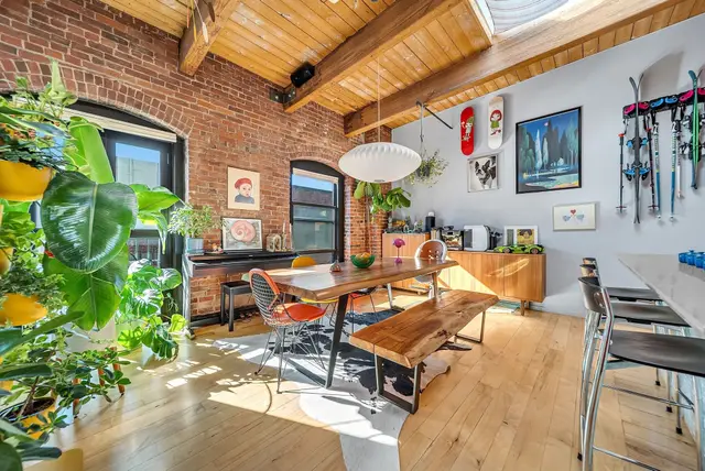 21 Wormwood St #620