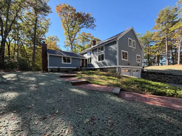 18 Hearthstone Drive