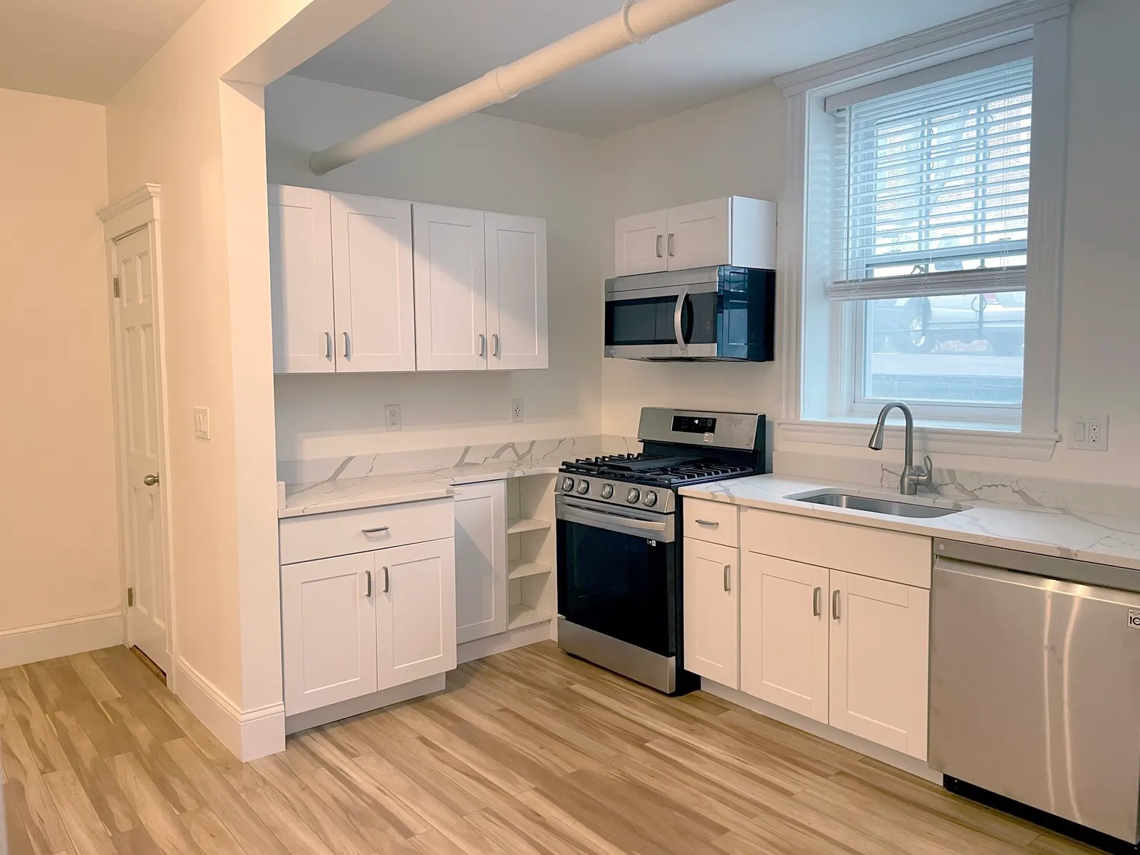 15 Thatcher St #B, Brookline