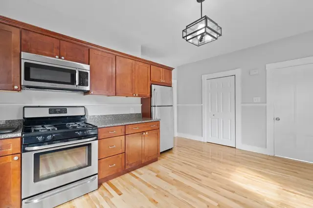 24 Village St #1