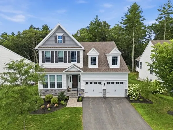112 Glen Ellen Blvd #112, Millis