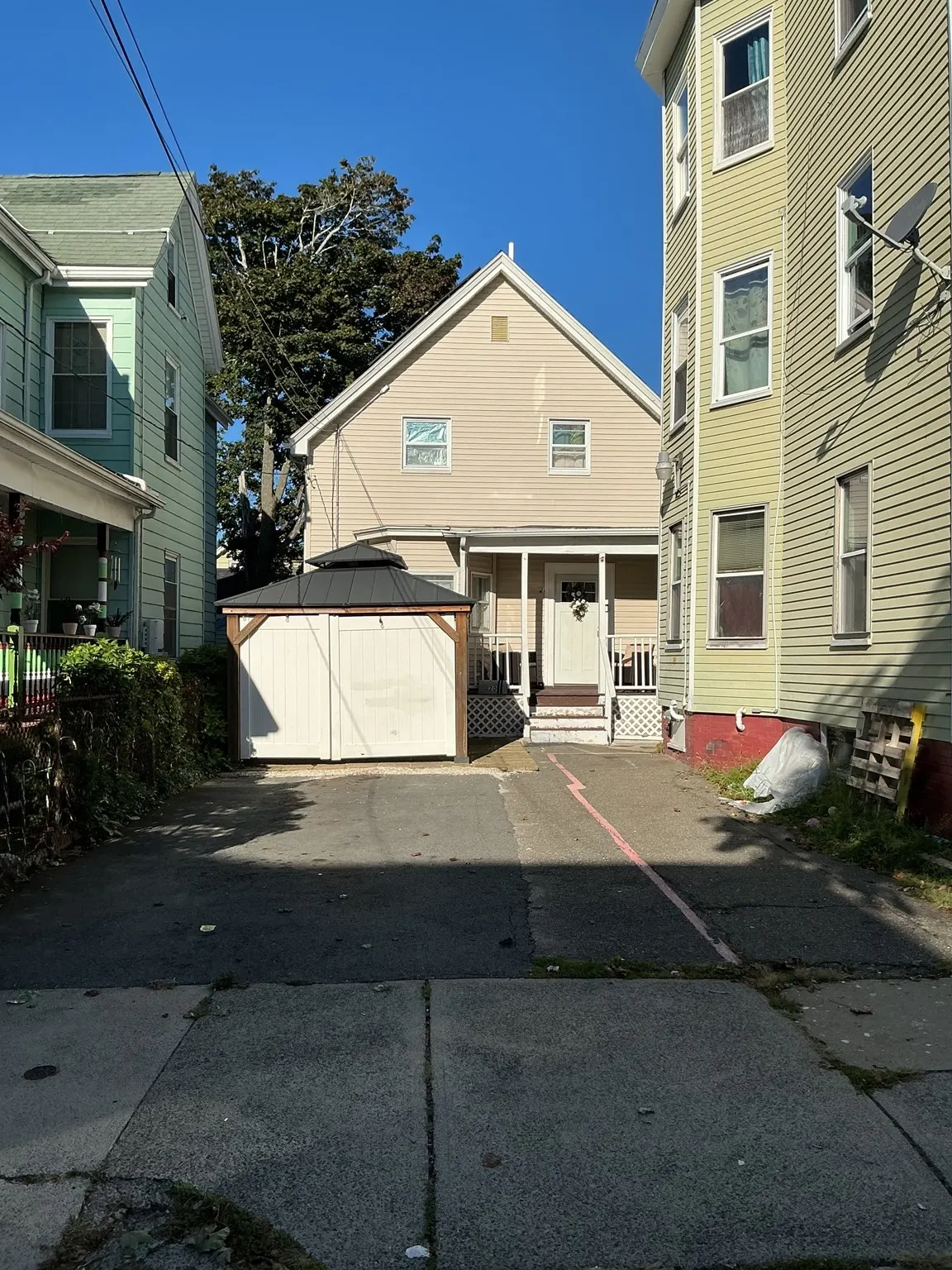 20 Moulton, Lynn