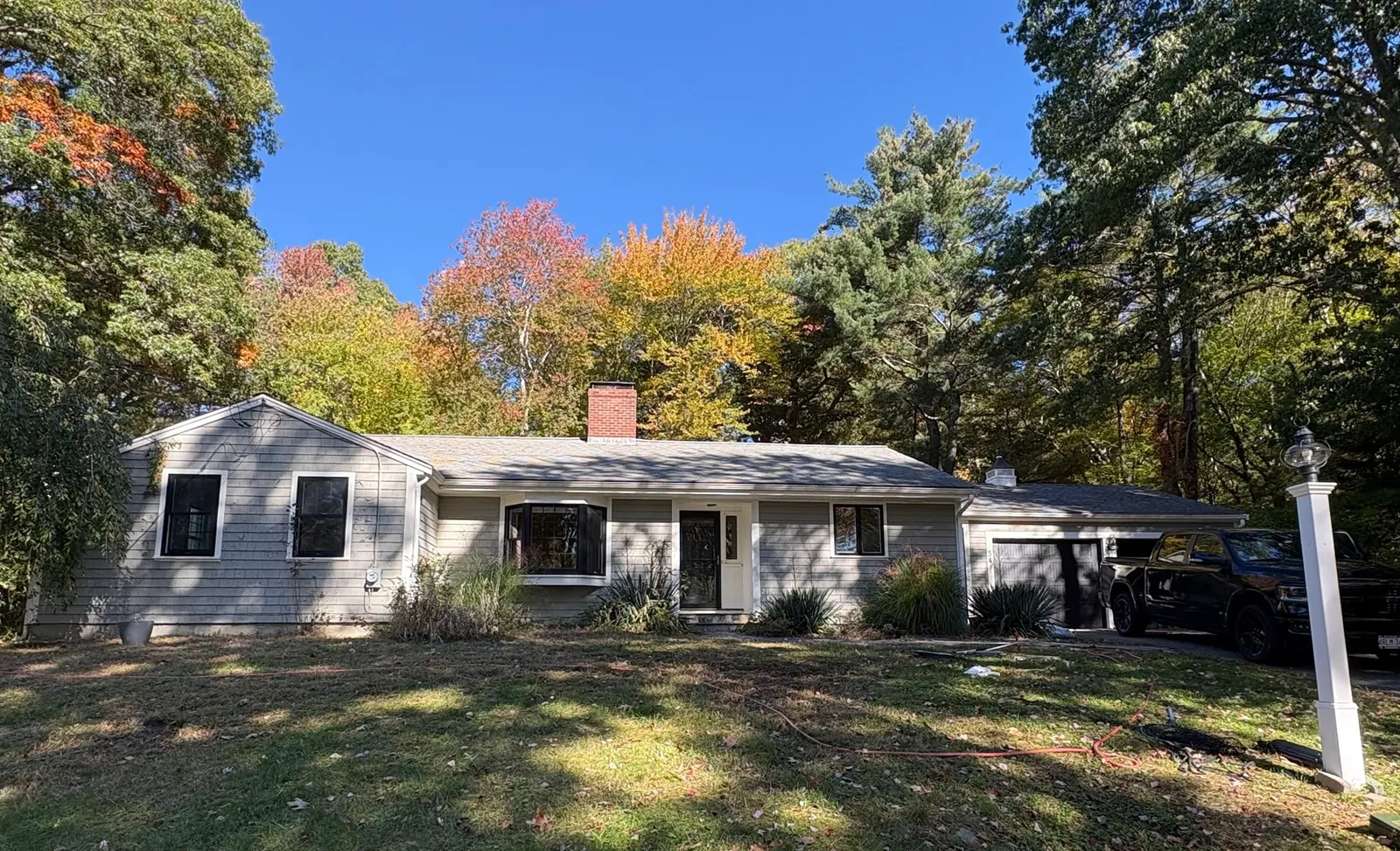 54 Williamsburg Lane, Scituate