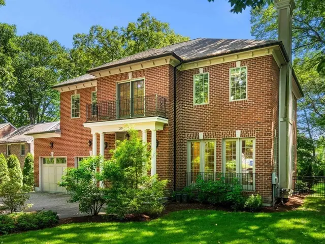 129 Rangeley Rd
