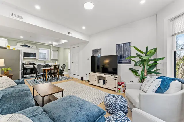 7 Oswald Street #1