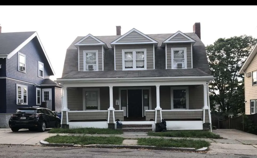 43 Loring Rd, Winthrop