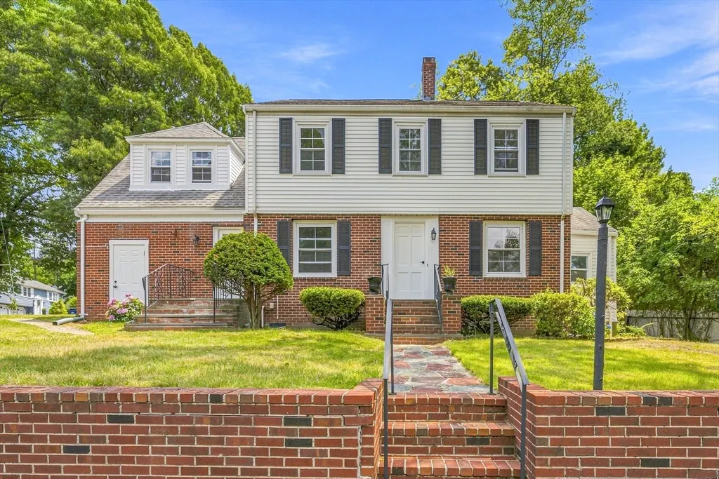 49 Parkside Circle, Braintree