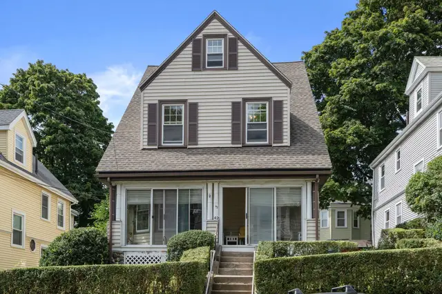 42 Bigelow St