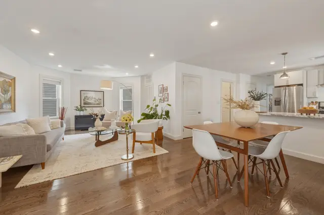 22 Otis St #1