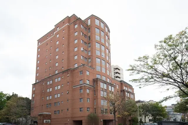 931 Massachusetts Ave. #801