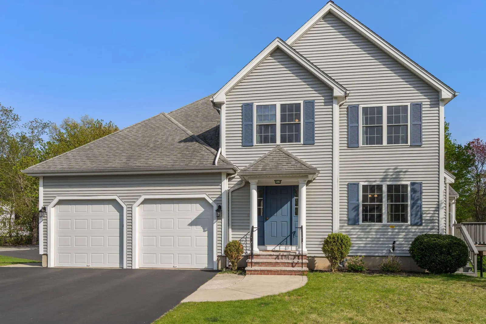 2 Cpl Charles J Mcmahon Dr, Woburn