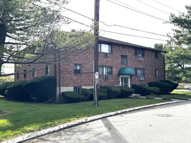 36 Bayview Ter #1