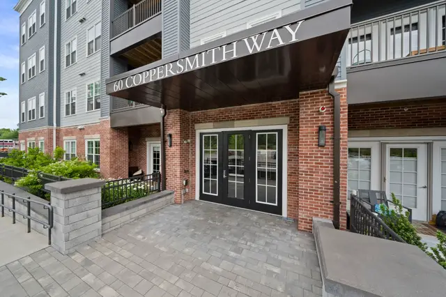 60 Coppersmith Way #303