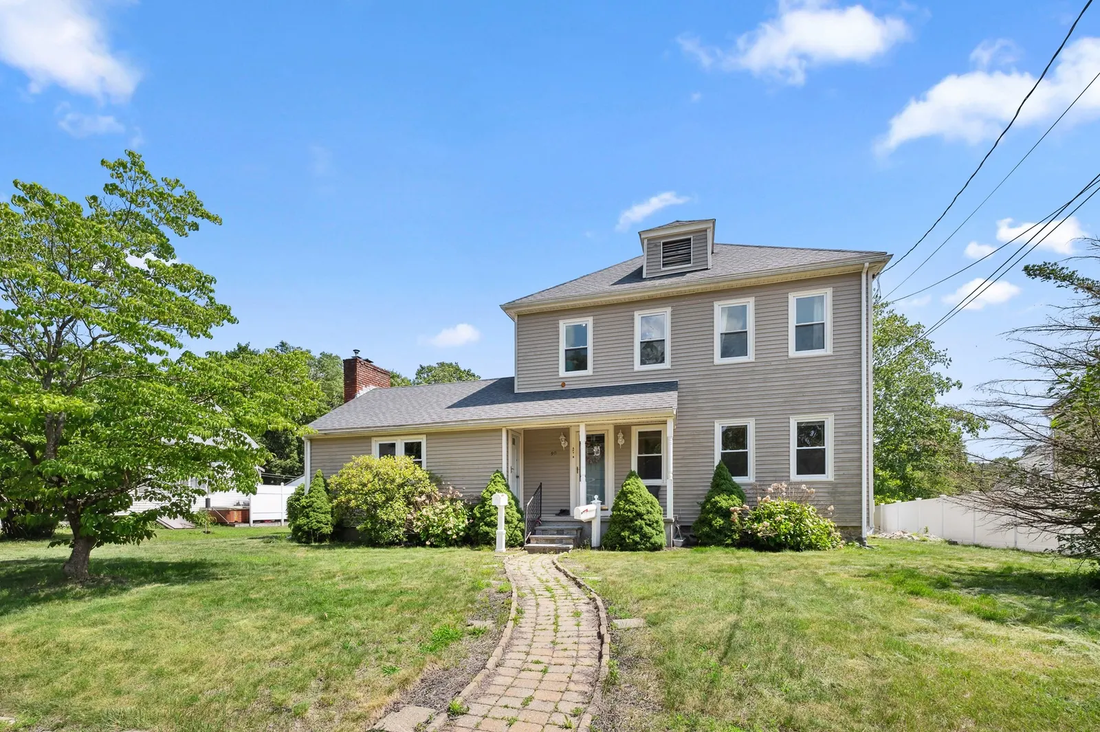 90 Irving St #2, Millis