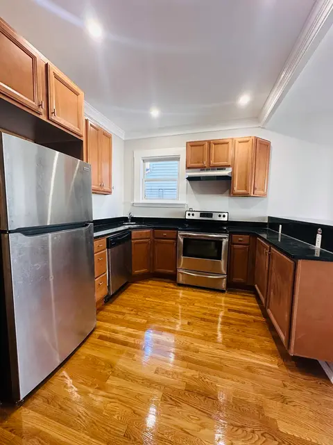 57 Bennington St #2