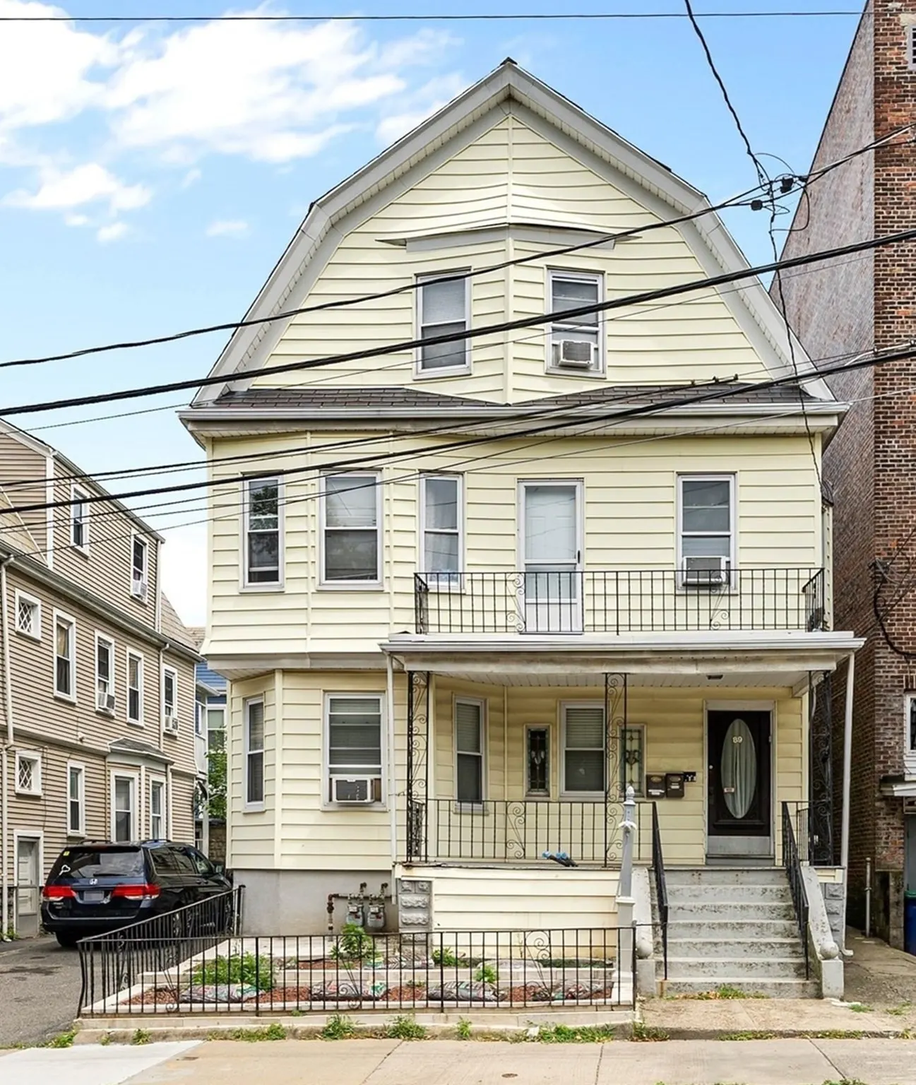 89 Central St, Somerville