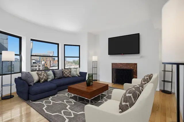 636 Beacon St #601