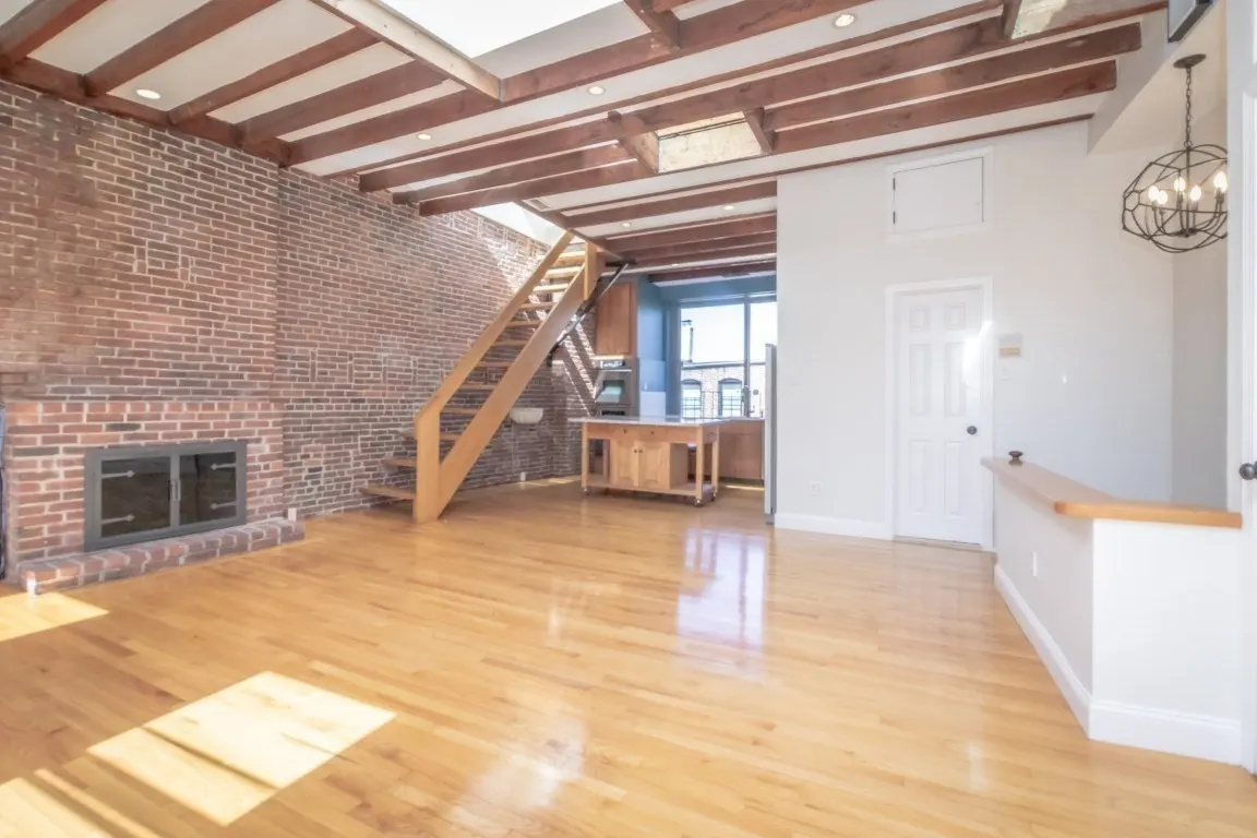 87 Revere St #3, Boston