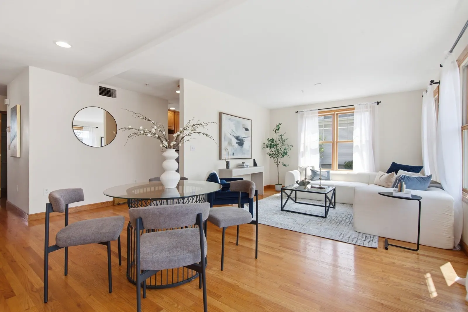 287 Everett St. #1, Boston