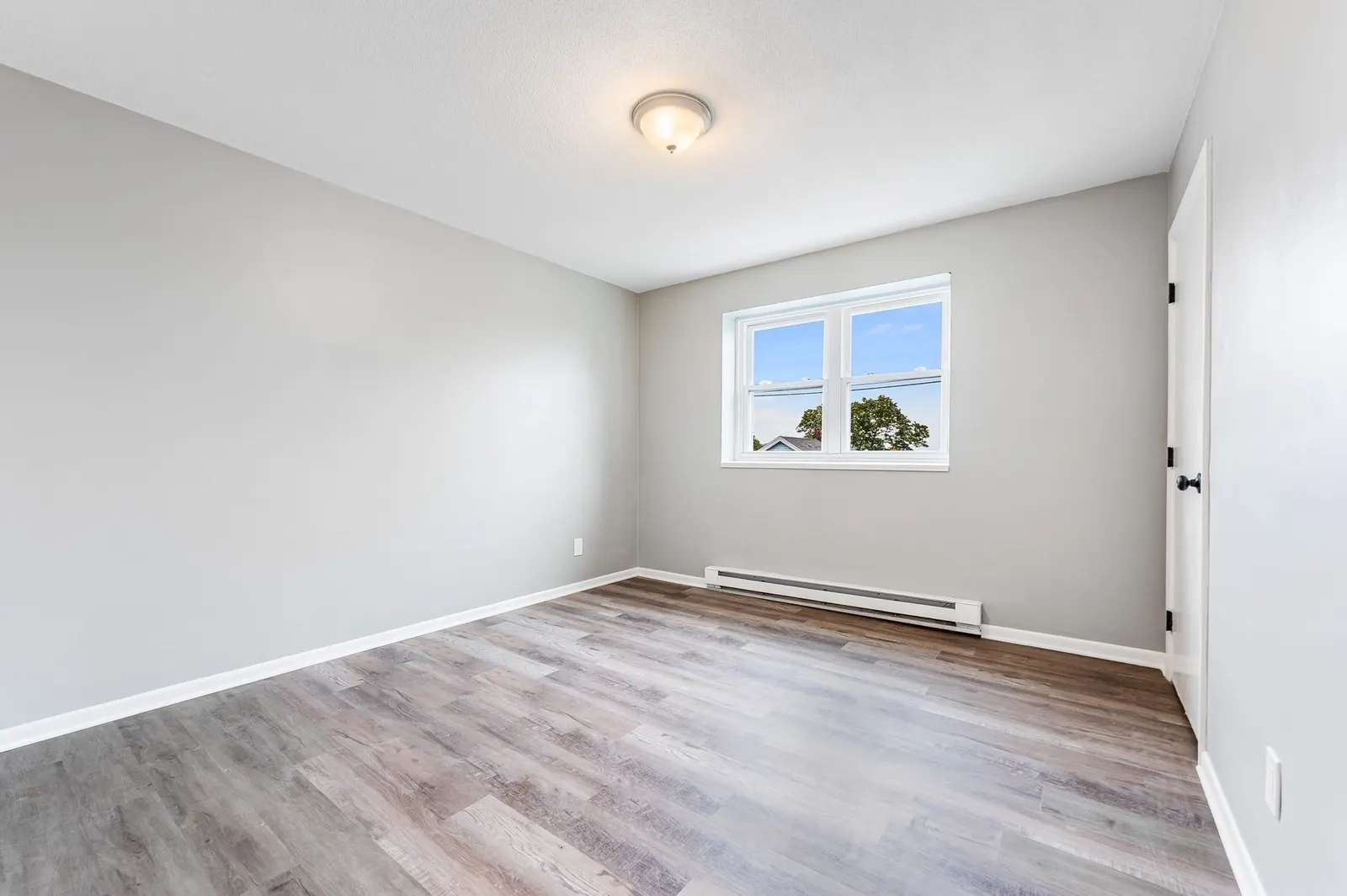 16 Waldemar Ave #104, Boston