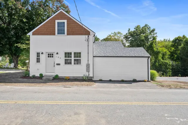 186 Elm