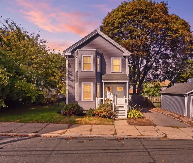 43 Cliftondale St #2
