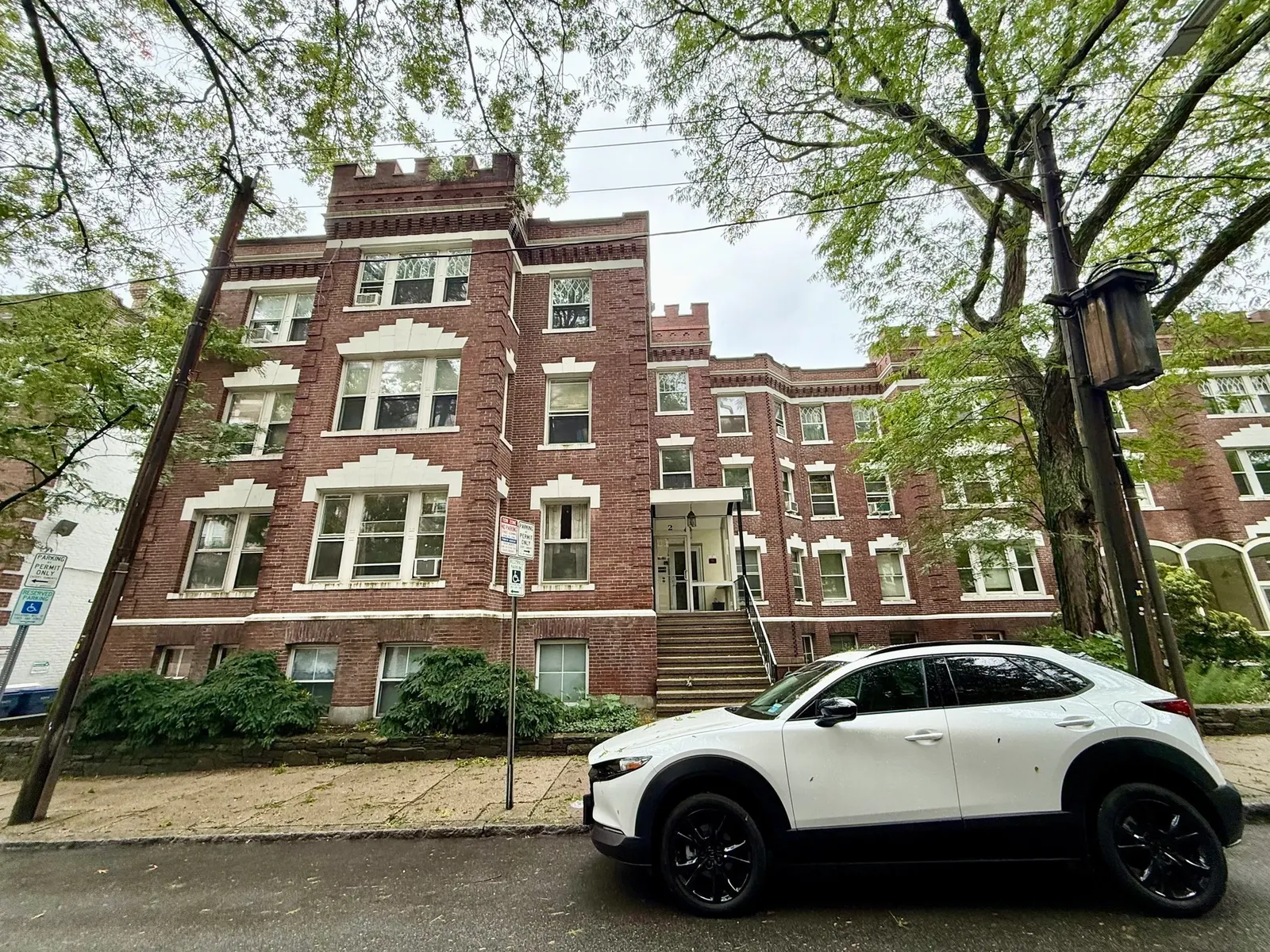2 Arlington St #22, Cambridge