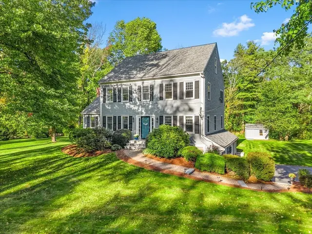 4 Briggs Lane