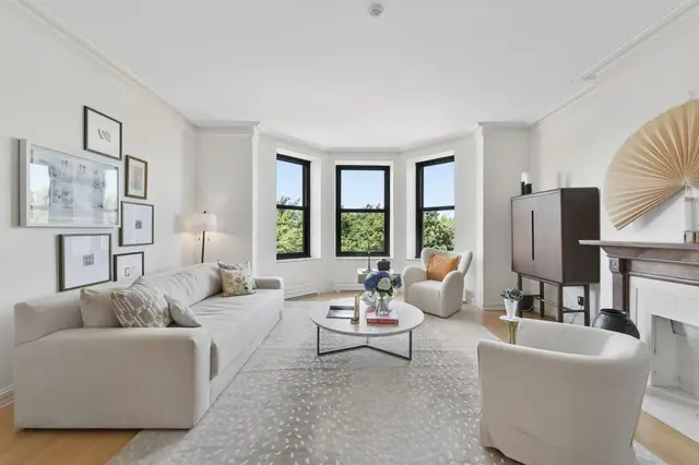 160 Commonwealth Avenue #414