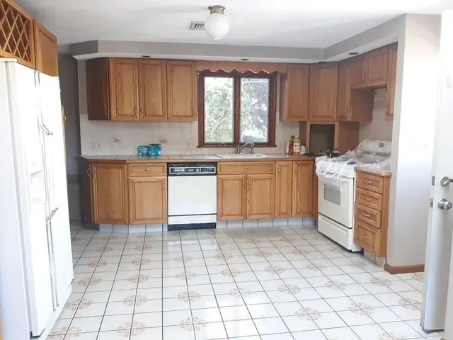 103 Malden Street #2