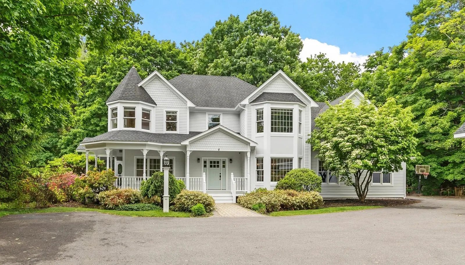 263 Elm St, Concord