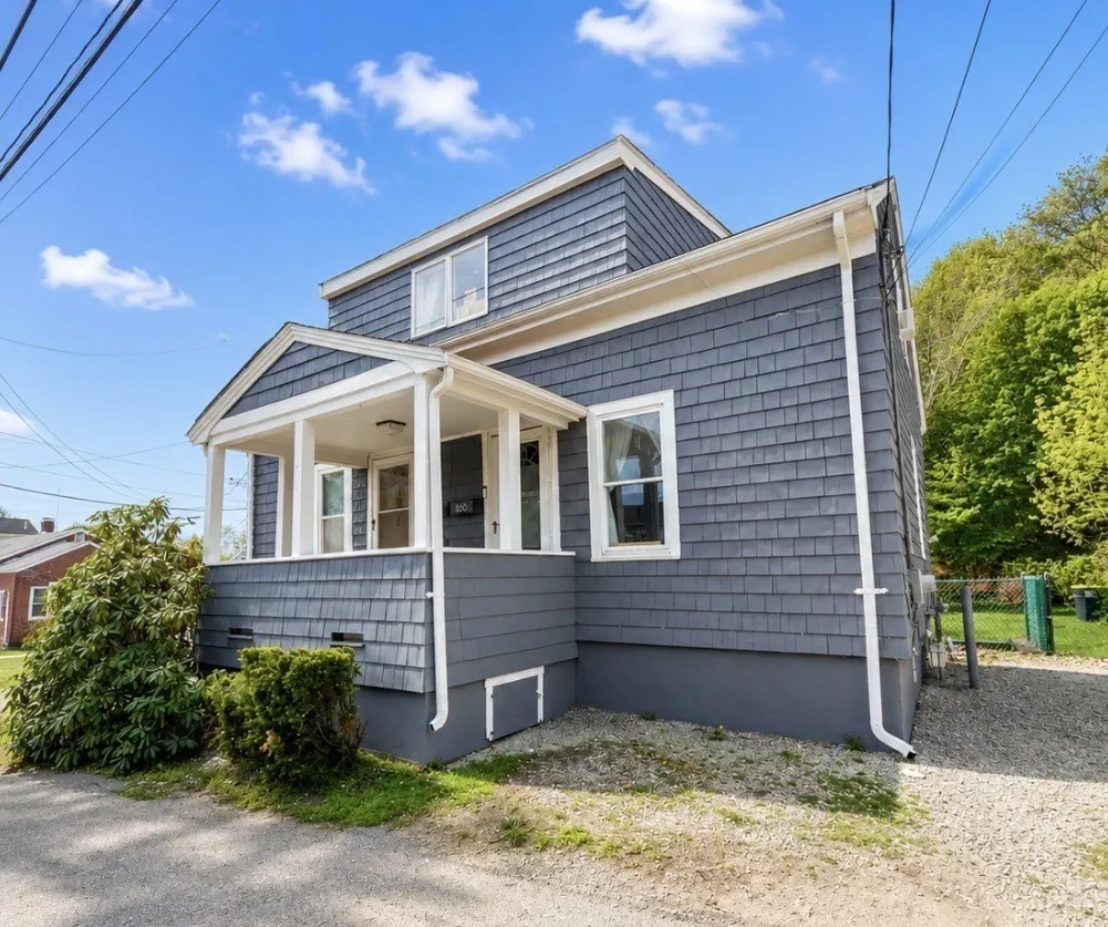 637 Nantasket Ave, Hull