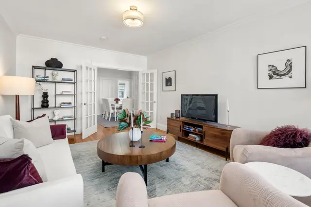 36 Dwight St #4