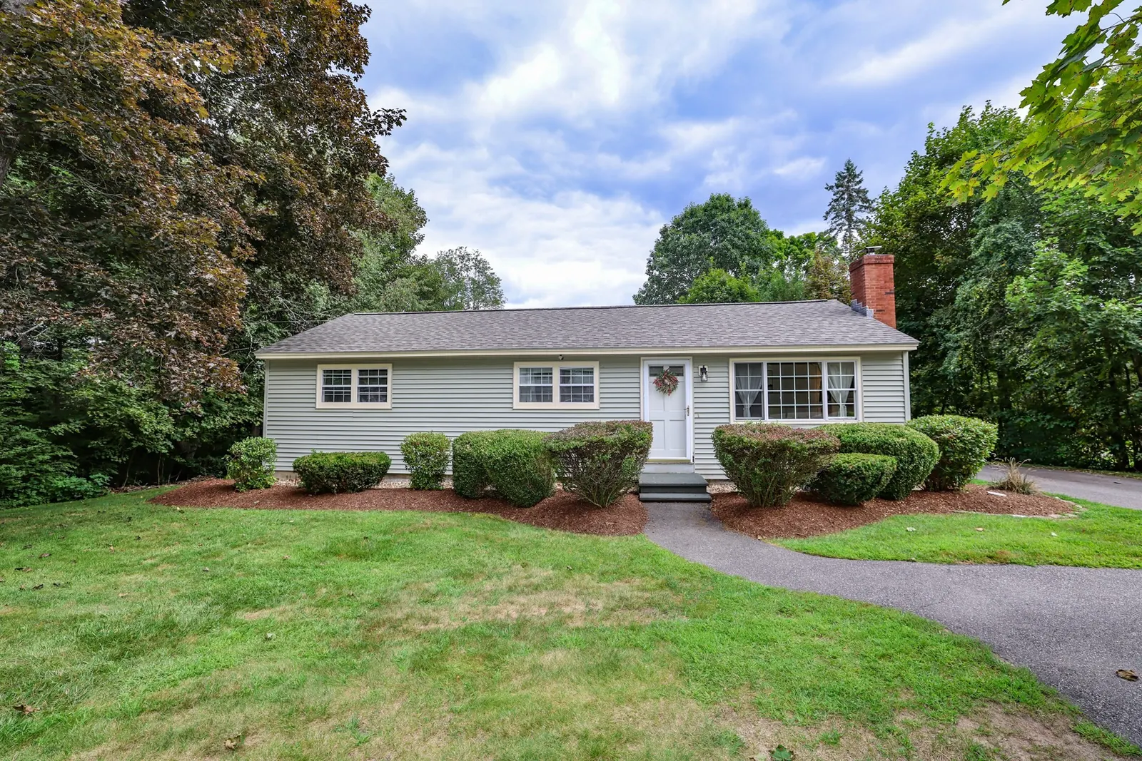 449 Buck St, Pembroke