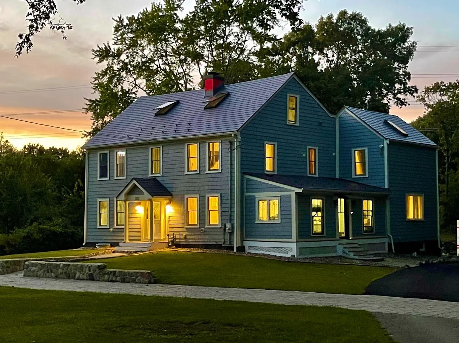 202 Boston Post Rd, Wayland