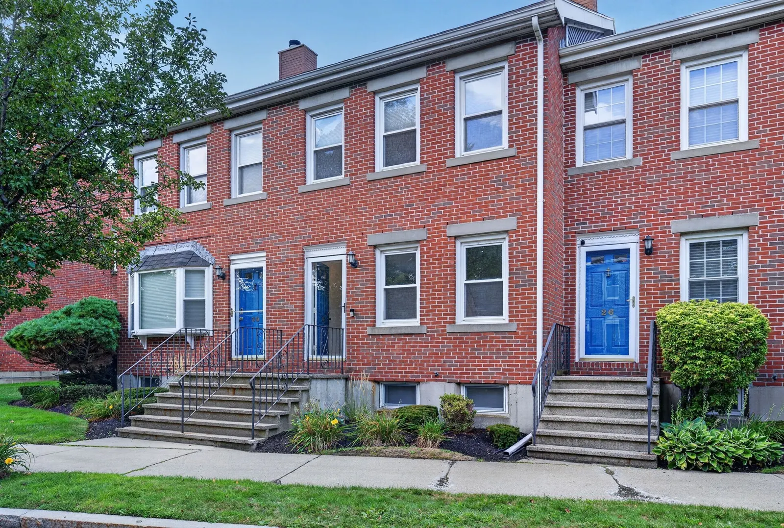 28 Admirals Way #28, Chelsea
