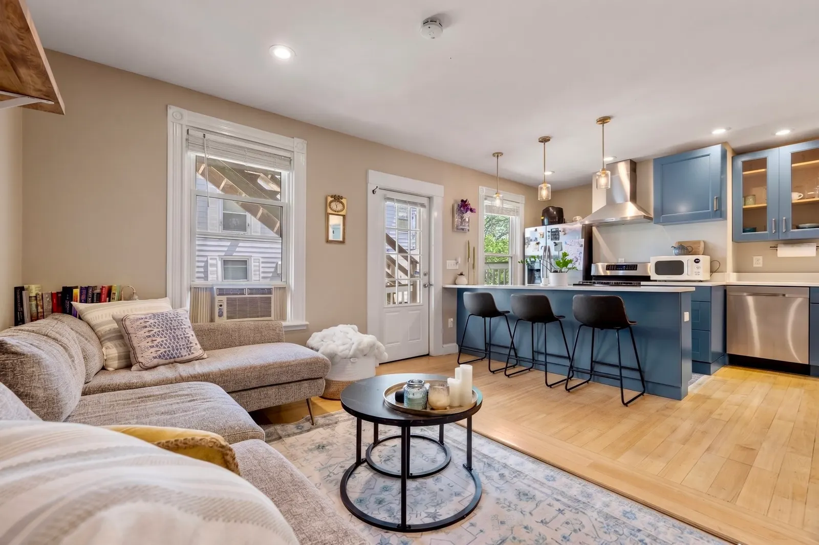 21 Lamson St #2, Boston