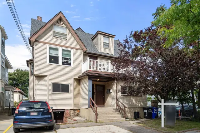 74 Ashford St