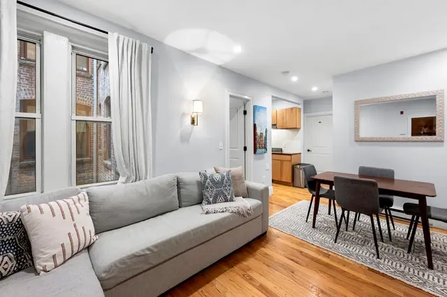 25 Clark Street #3