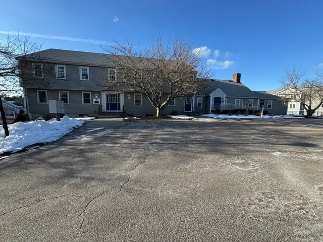 42 Tremont Street #11