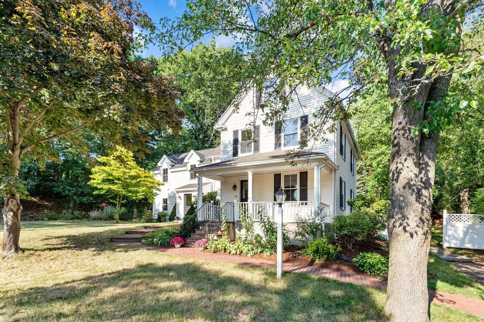109 Grove St, Lexington
