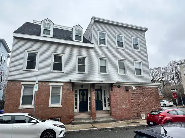 89 Green St
