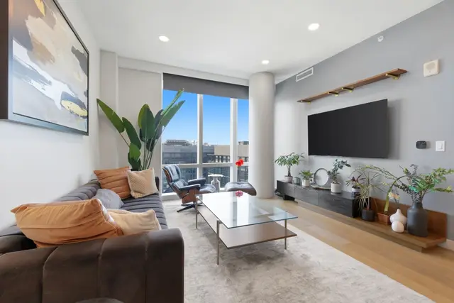 188 Brookline Avenue #23I