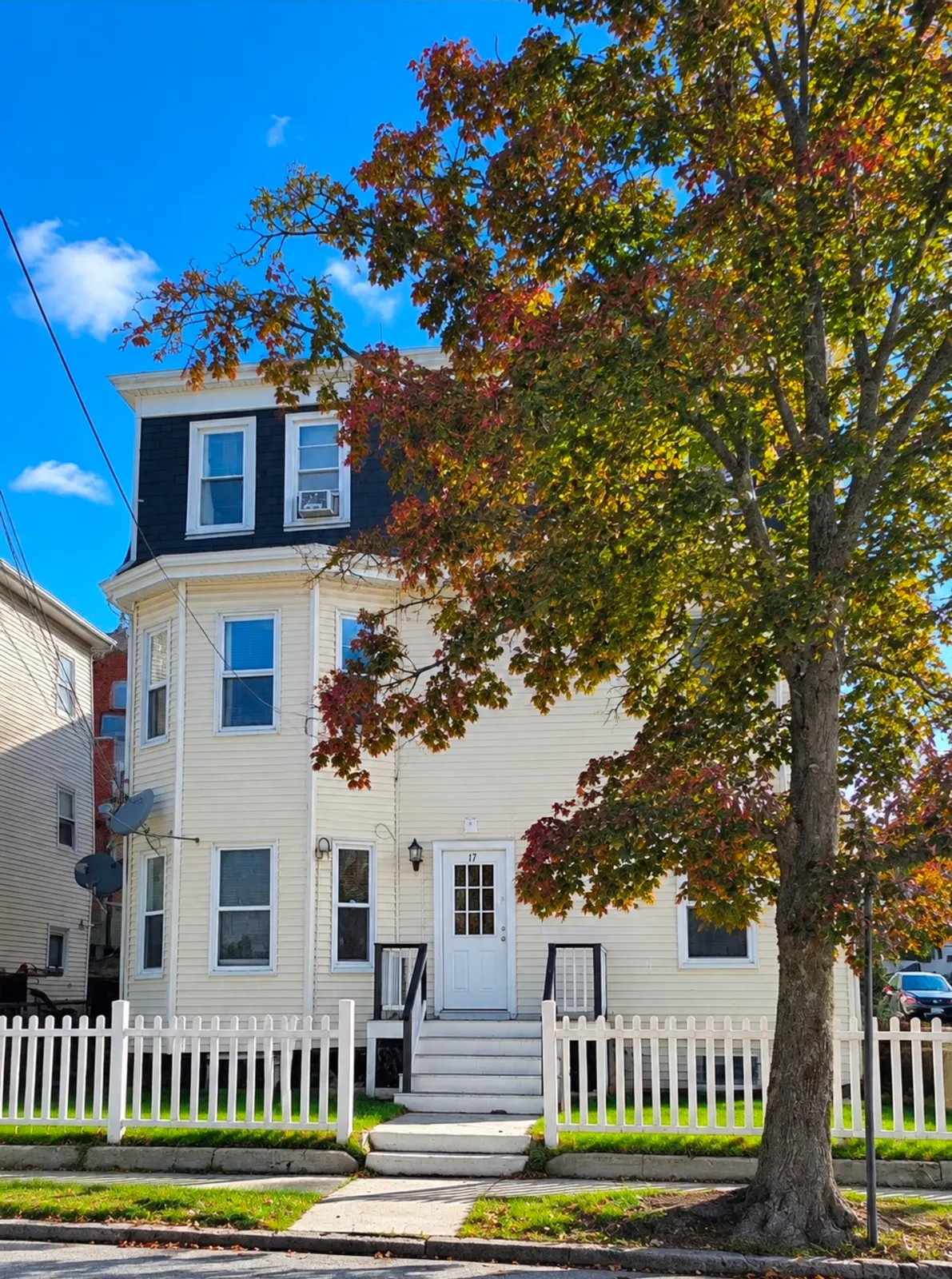 17 Warren St #1, Peabody