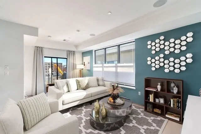 345 D St #13, Boston