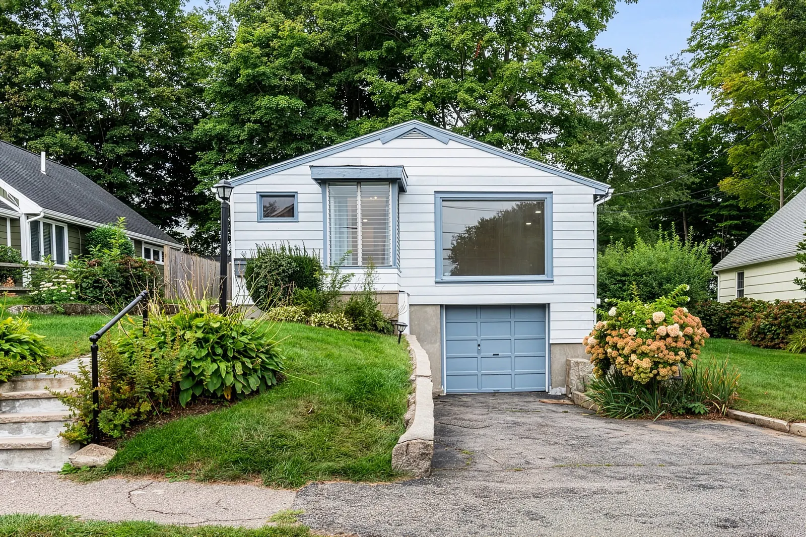 65 Sassamon Ave, Milton