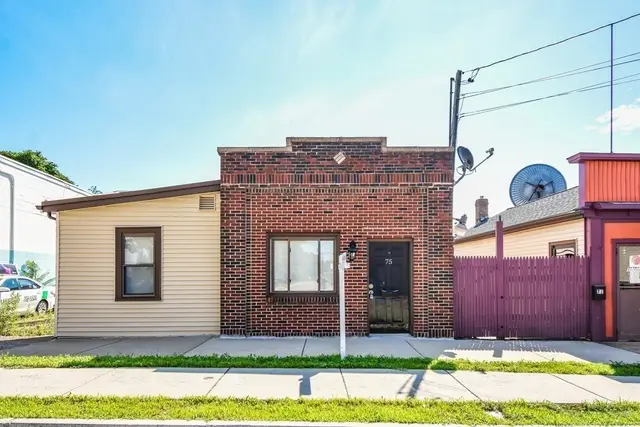 75 Elm