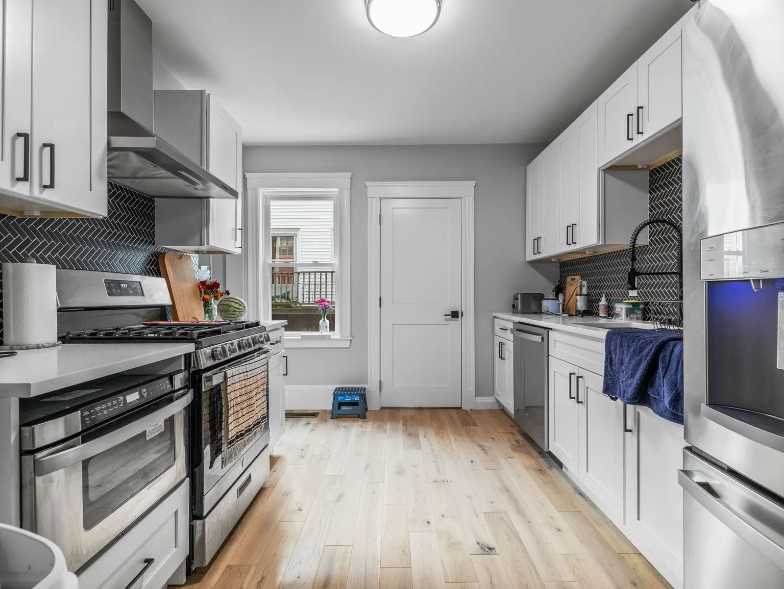 5 Dickson St #1, Somerville