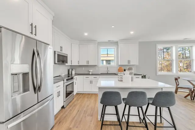 1000 Washington #203